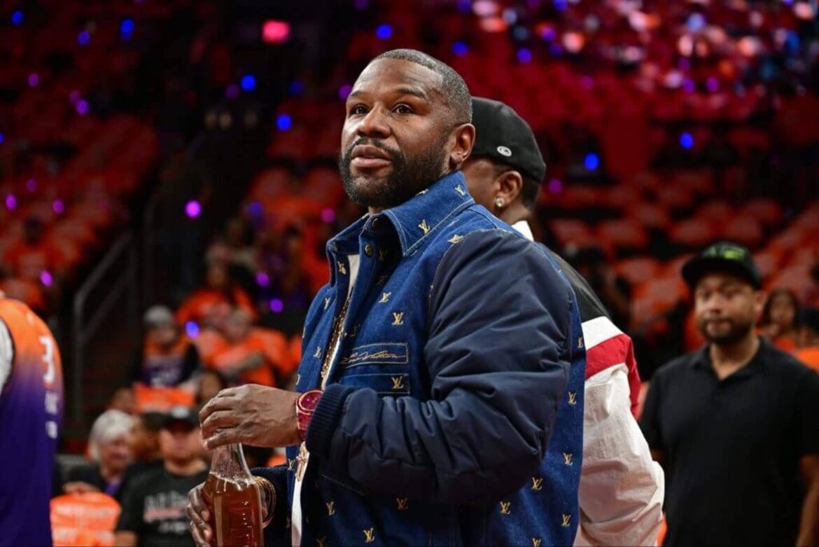 Floyd Mayweather sues showtime