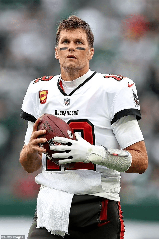 Top 10 Greatest NFL Players of All Time Top 10 Greatest NFL Players of All Time