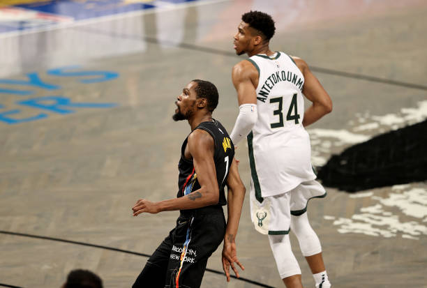 Kevin Durant and Giannis Antetokounmpo