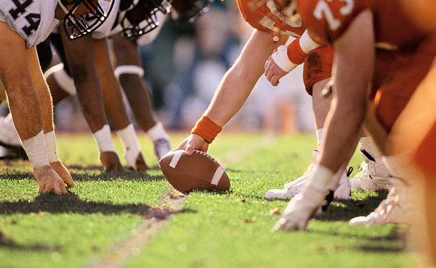 Defensive schemes in American football: Players at the line of scrimmage