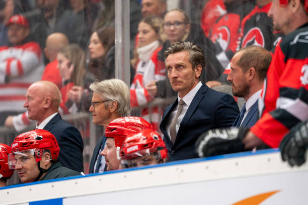 Focused nhl coaches 