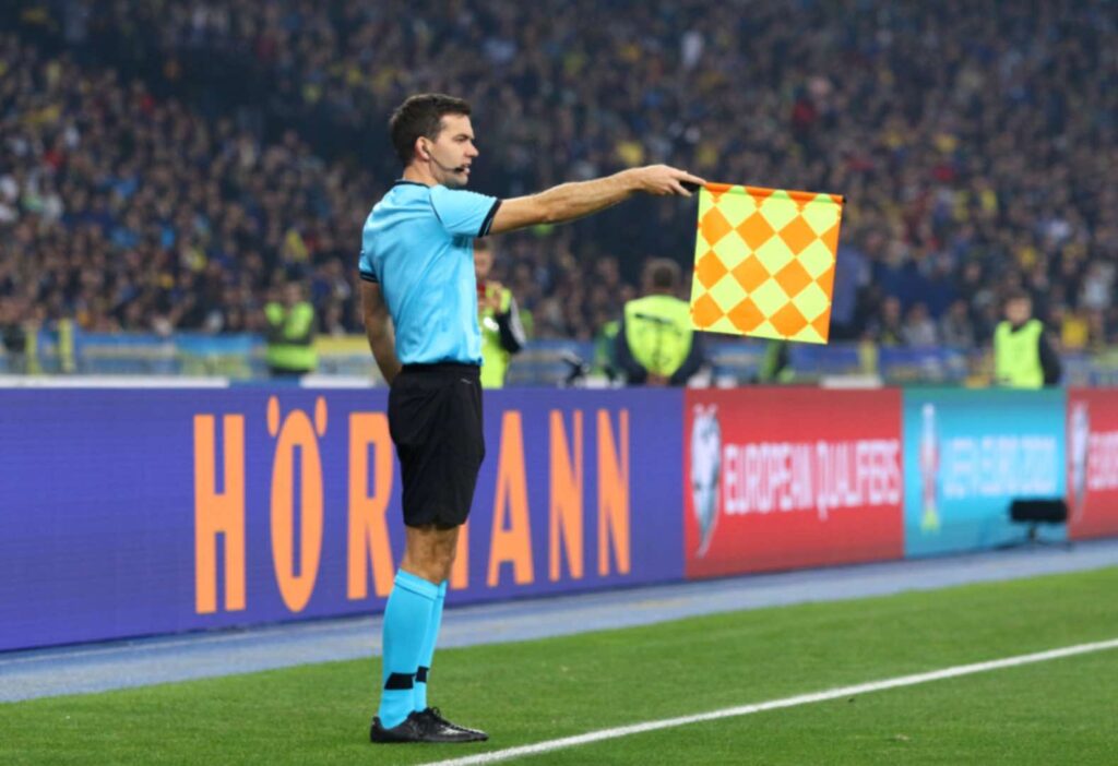 football rules that no longer exist today